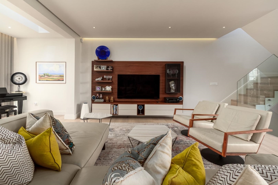 3 Bedroom Property for Sale in Kenilworth Western Cape